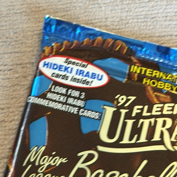 1997 Fleer Ultra Baseball Series 2 Sealed Million Dollar Moments - Picture 3 of 3